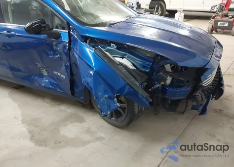 2018 Ford Fusion Hybrid Se z USA, uszkodzony, nr VIN 3FA6P0LU5JR197338